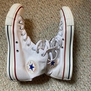 Converse Chuck Taylor All Star Classic High Tops